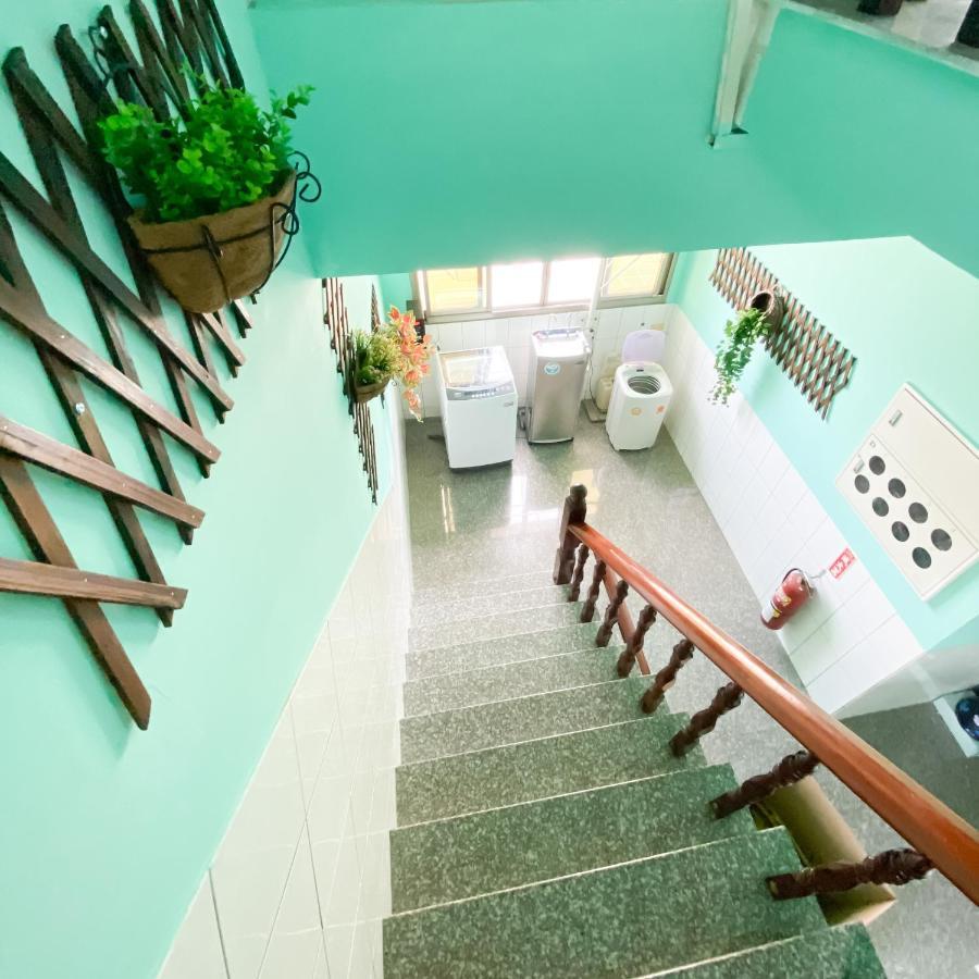 Appartement Tainan Da Ren Ju Extérieur photo