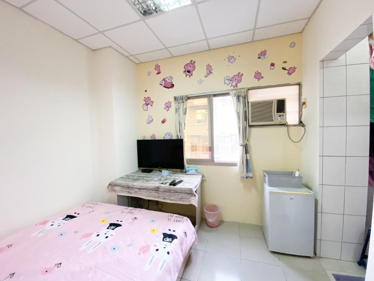 Appartement Tainan Da Ren Ju Extérieur photo