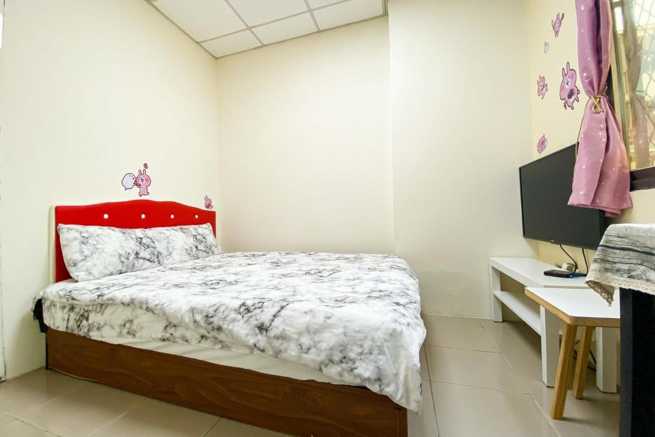 Appartement Tainan Da Ren Ju Extérieur photo